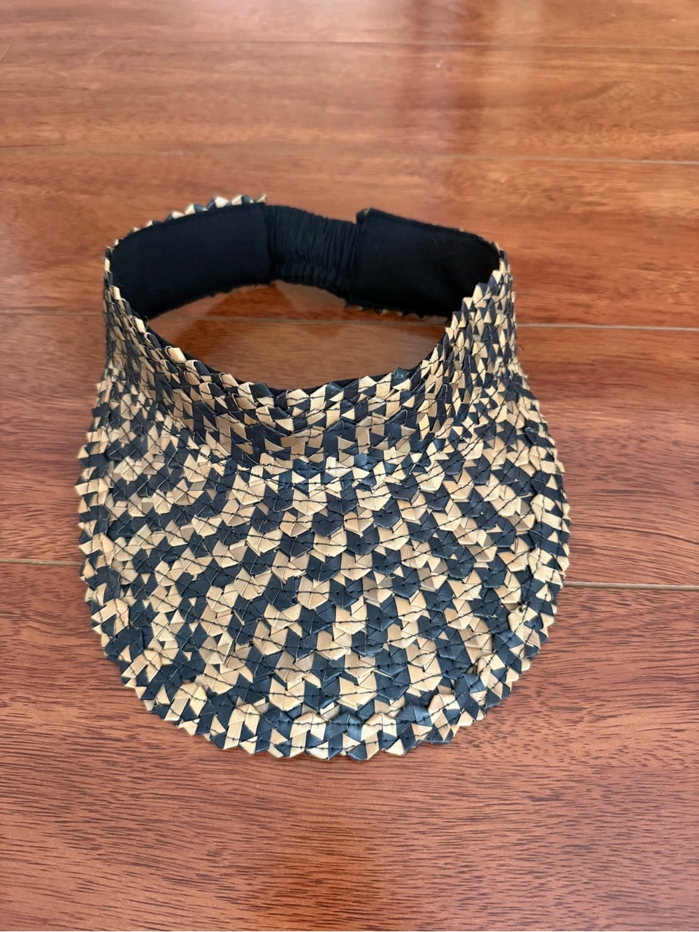 Woven Straw Visor - Black and Tan